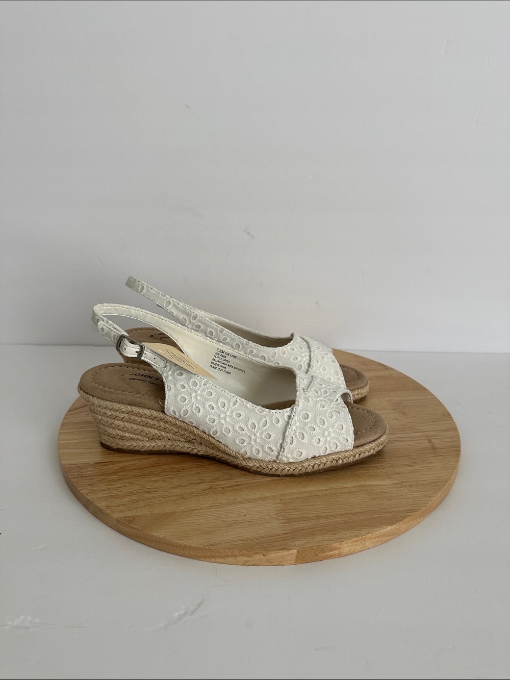 St. John's Bay Womens Lone Wedge Sandals